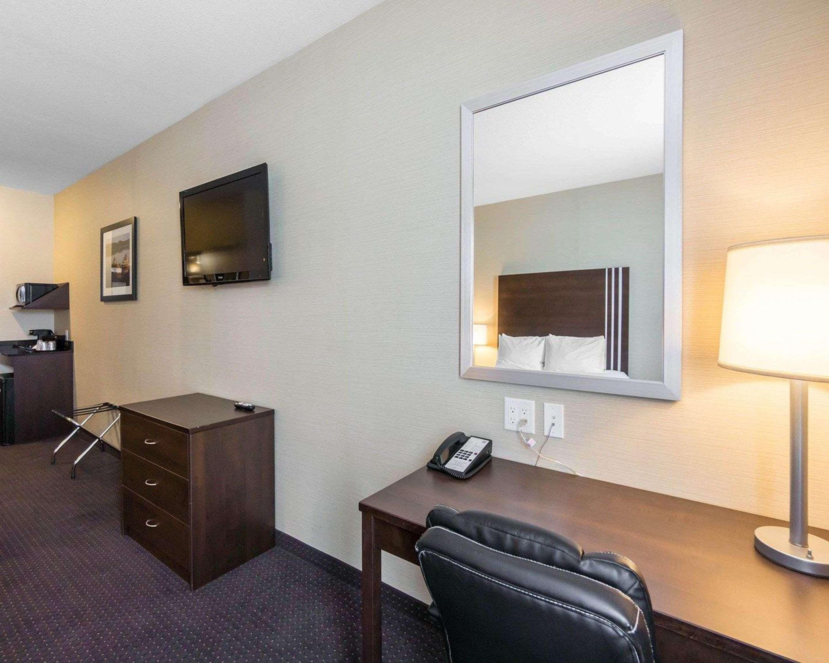 Comfort Inn & Suites Fox Creek Экстерьер фото