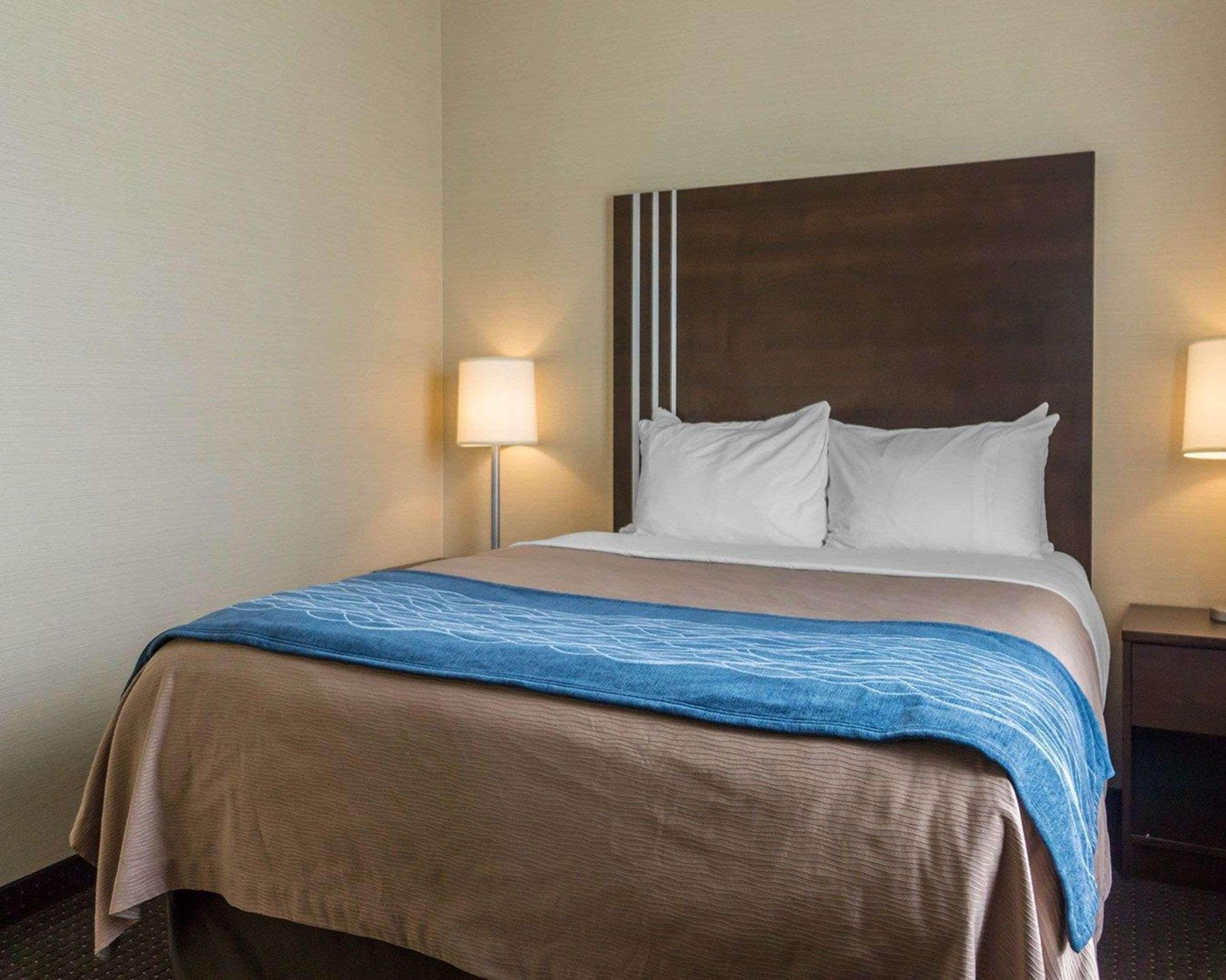 Comfort Inn & Suites Fox Creek Экстерьер фото