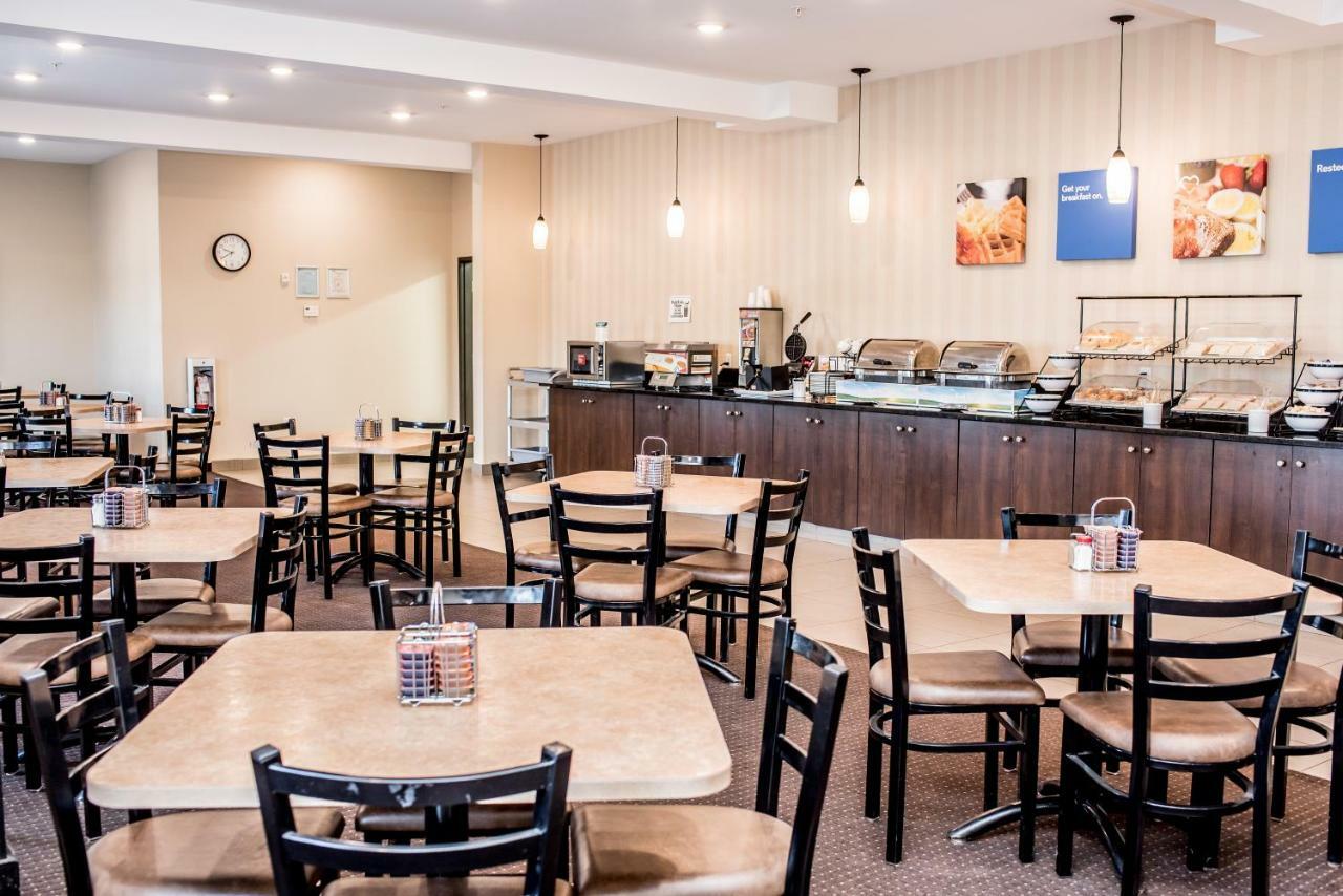 Comfort Inn & Suites Fox Creek Экстерьер фото